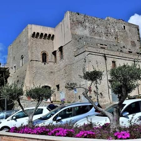 Rossyiva Hotel Minturno Buitenkant foto