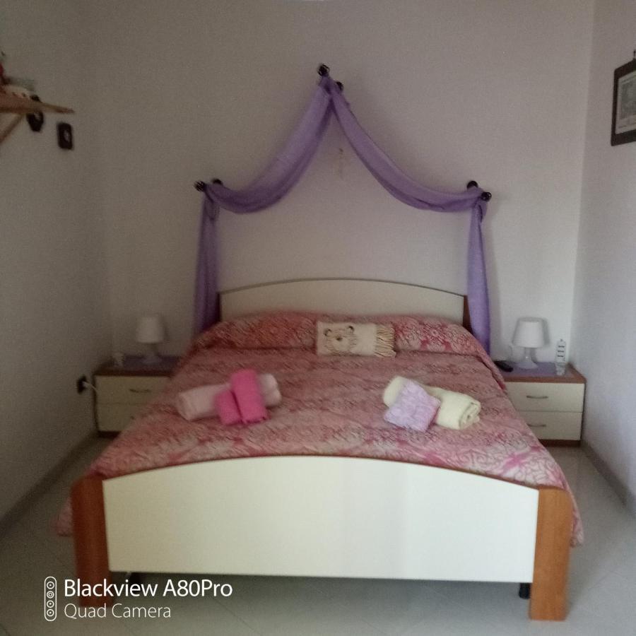 Rossyiva Hotel Minturno Buitenkant foto